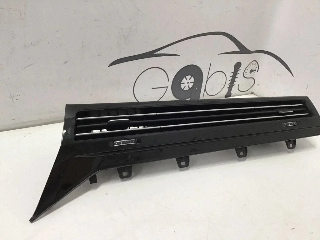 Dash center air vent grill – Volkswagen Touareg III (2018-)
