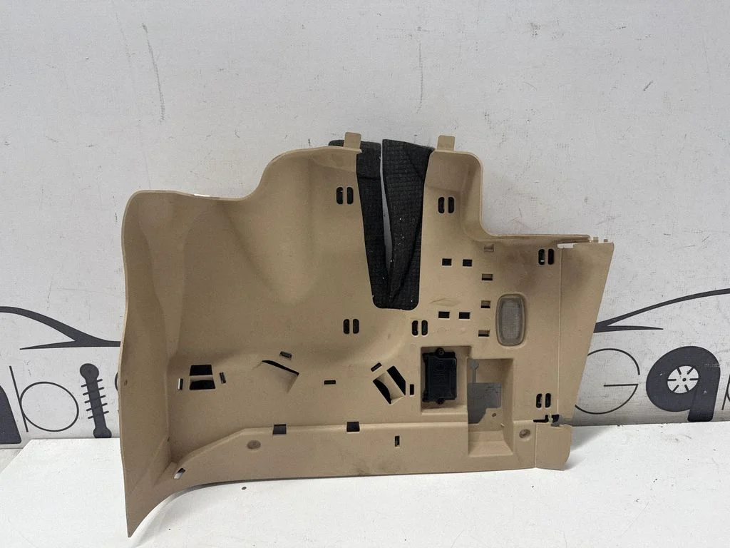 Dashboard lower bottom trim panel A2316800136