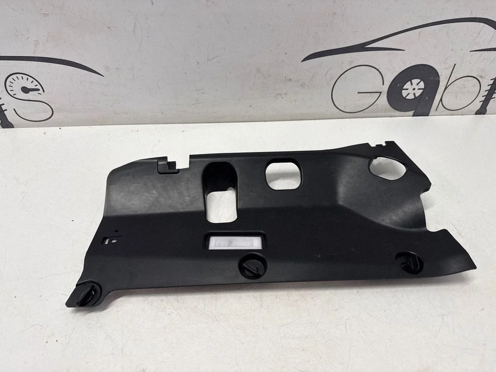 Dashboard lower bottom trim panel 9252420