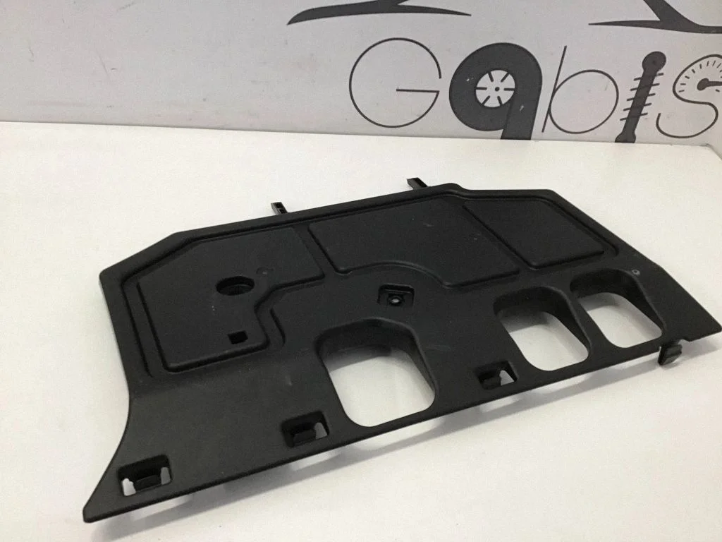 Paneļa apdares panelis (apakšējais) – Toyota RAV 4 (XA50) (2018-)