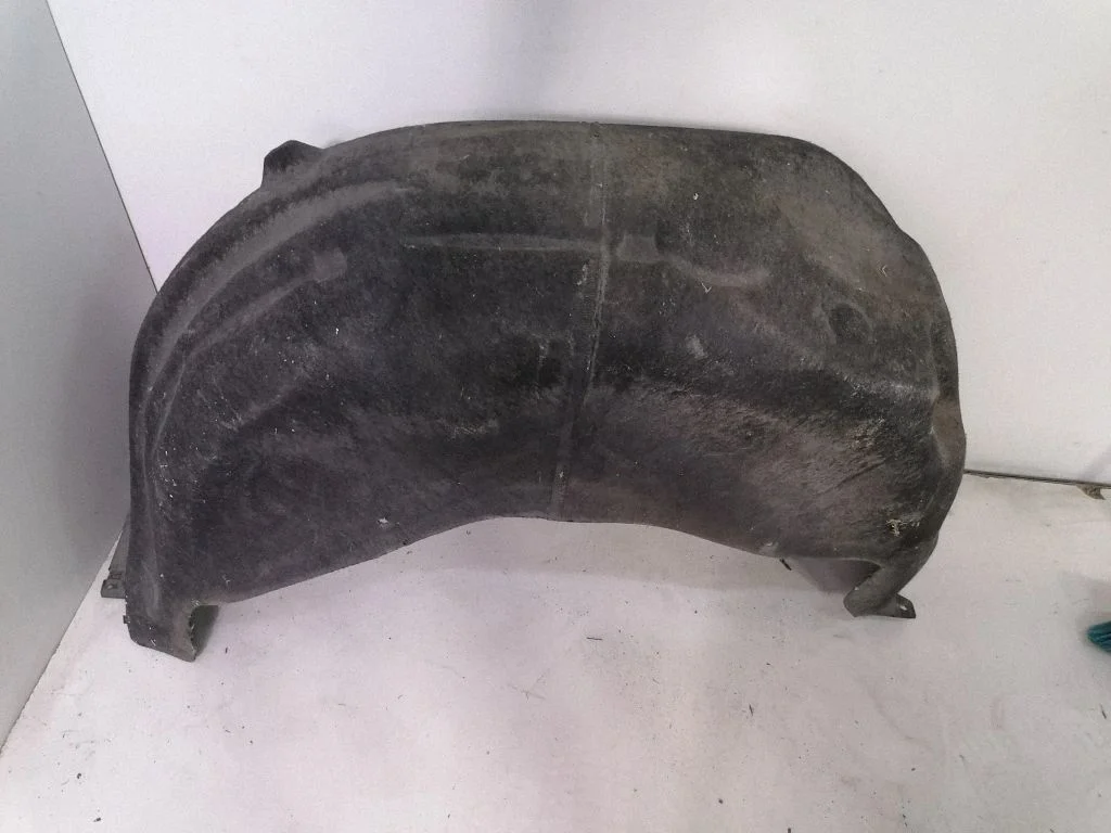 Tagumine poritiivakate – BMW 6-seeria F12 F13 (2010-2018)