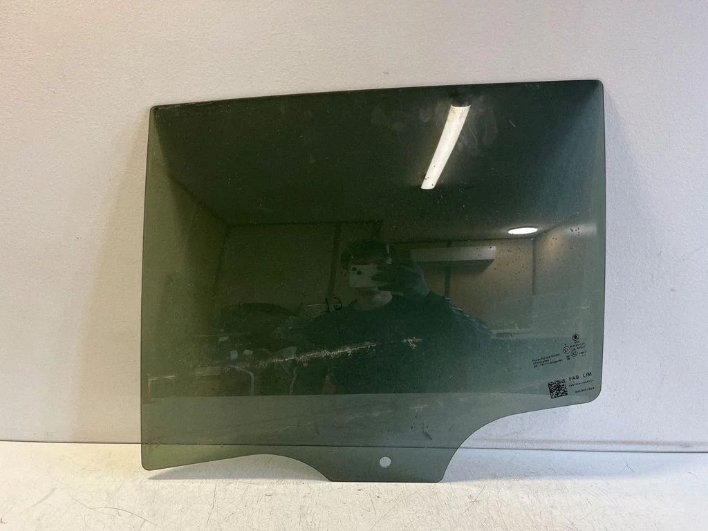 Rear door window glass – Skoda Fabia Mk4 (6VA) (2021-)