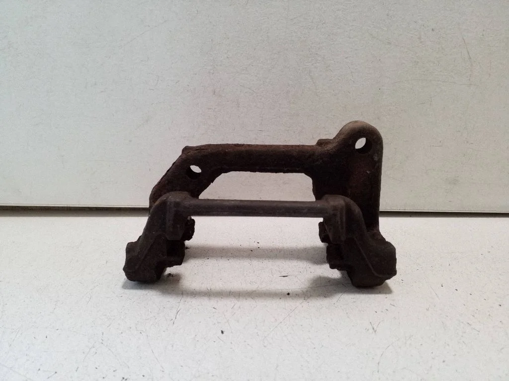Piduriklotside hoidik/kandur (tagumine) 772416