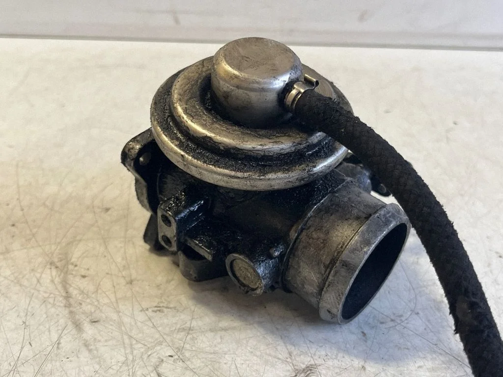 EGR valve 038131501G – Volkswagen Passat B5.5 (2001-2005)