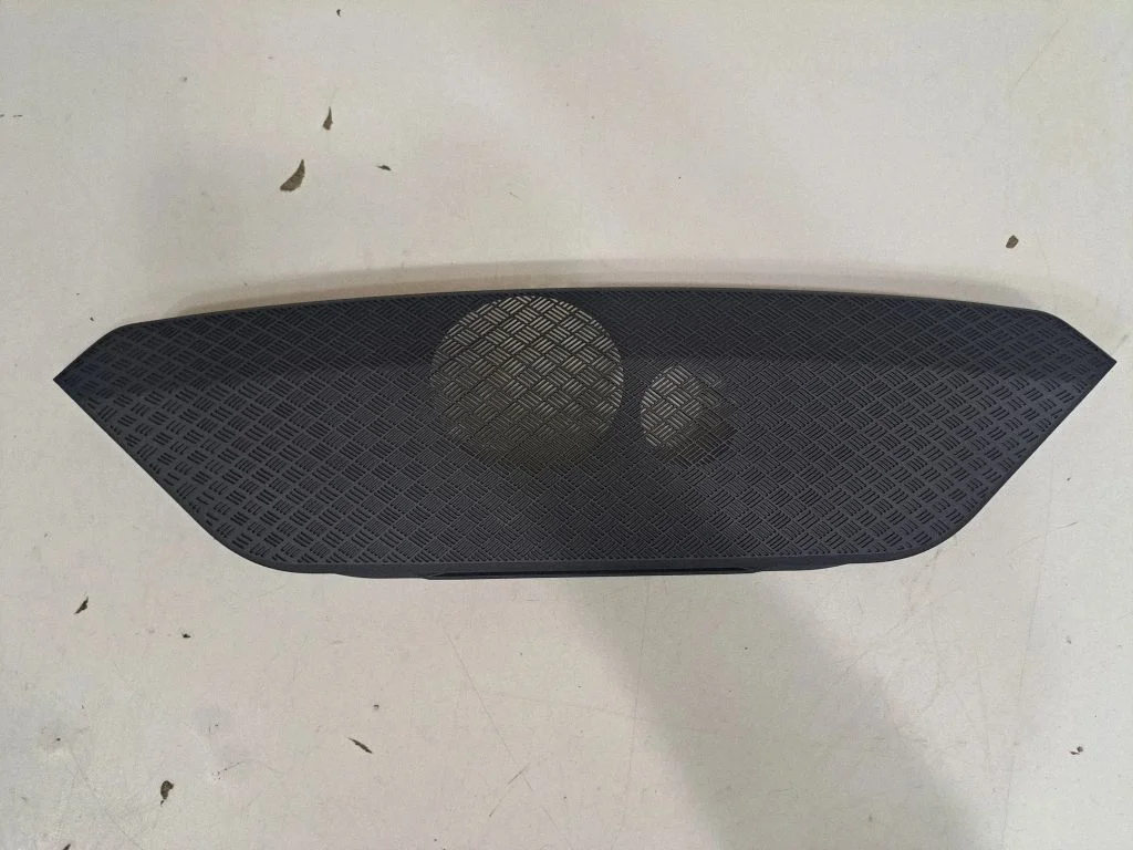 Dash center speaker trim cover – BMW 2 Series Active Tourer U06 (2021-)