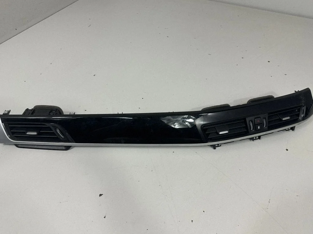 Dashboard glove box trim 8064717