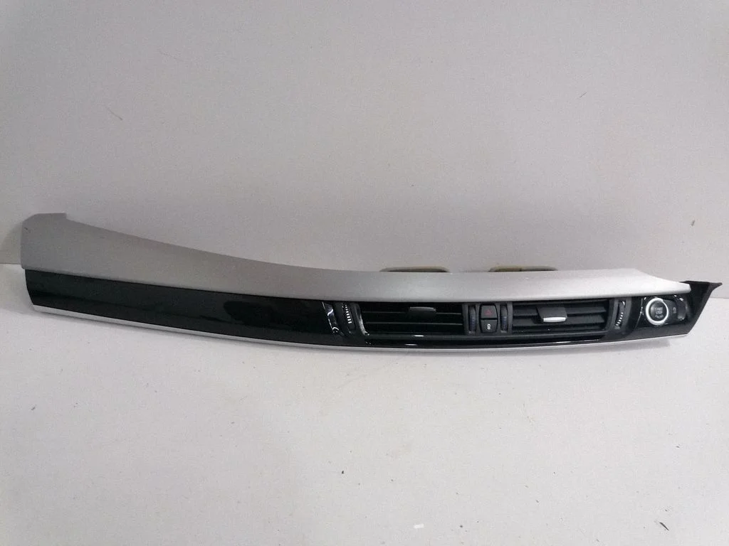 Listwa ozdobna – BMW X5 E70 (2006-2013)