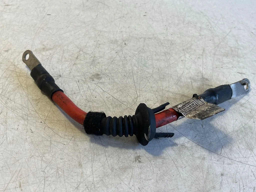 Plusa vads (akumulatora) – BMW X3 F25 (2010-2017)