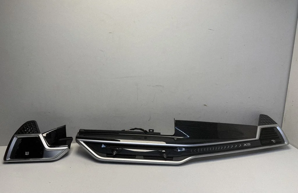 Paneļa gaisa restītes – BMW X5M G05 F95 (2019-)