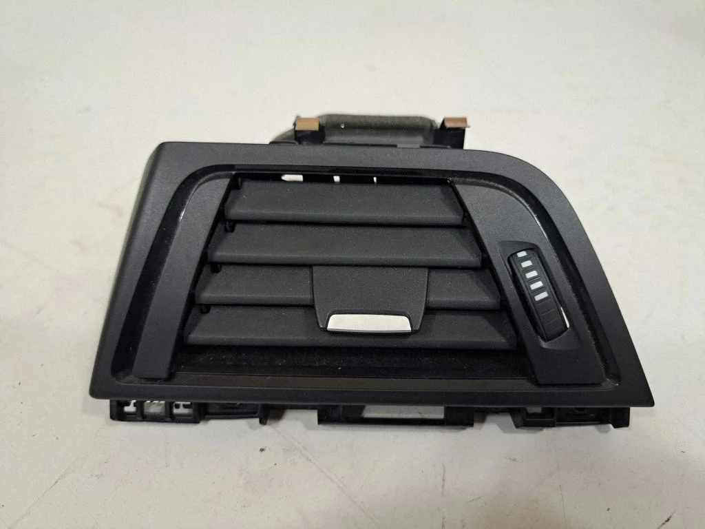 Paneļa gaisa restītes – BMW 3. sērija F30 F35 F31 (2012-2018)