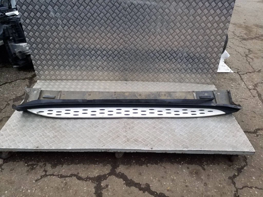 Sill A2936981600