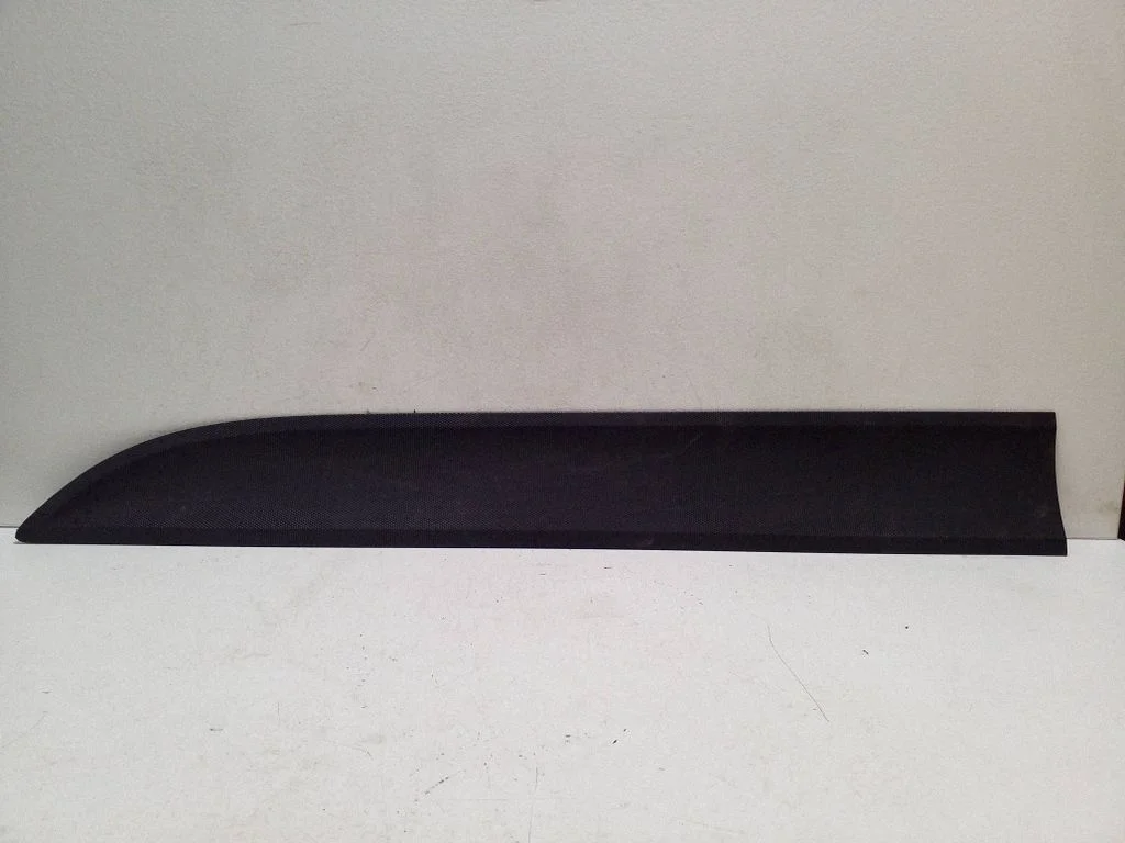 Front door trim (molding) – Porsche Macan (95B) (2014-2018)