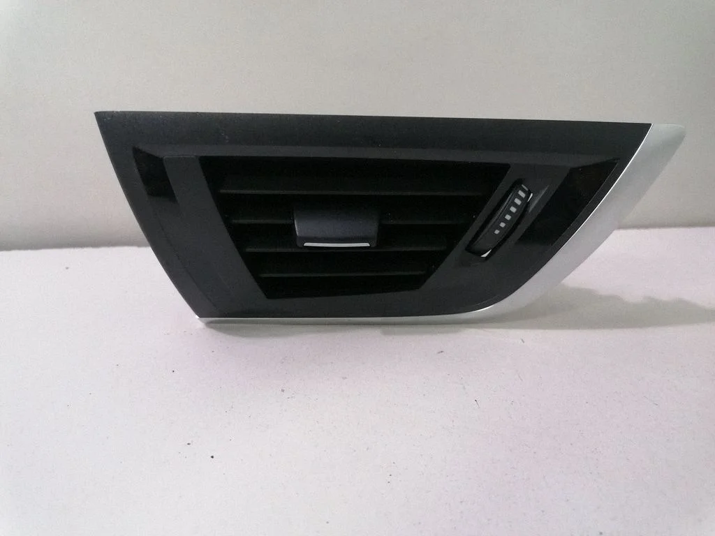 Dashboard air vent grill cover trim – BMW 1 Series F20 F21 (2011-2019)
