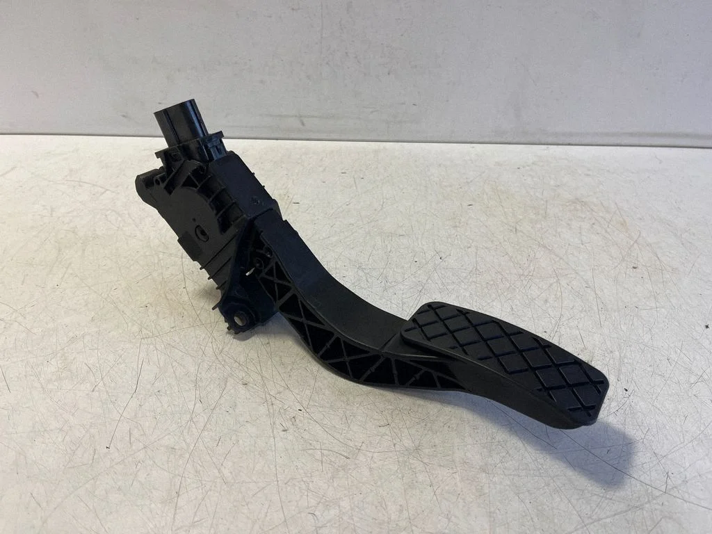Accelerator throttle pedal 2Q2723503A – Skoda Fabia Mk4 (6VA) (2021-)
