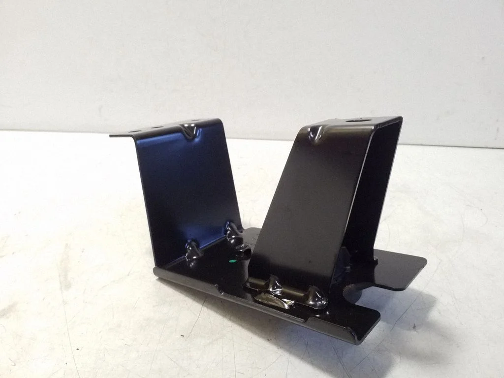 Akceleratoriaus pedalo laikiklis