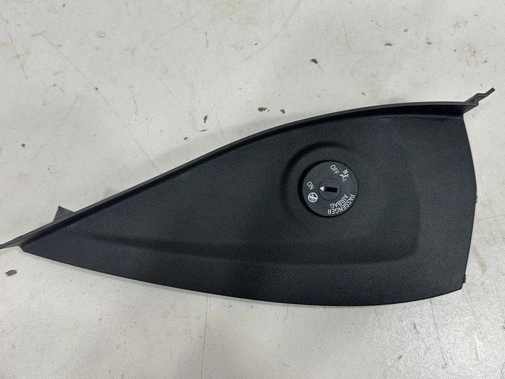 Dashboard side end trim 6994829