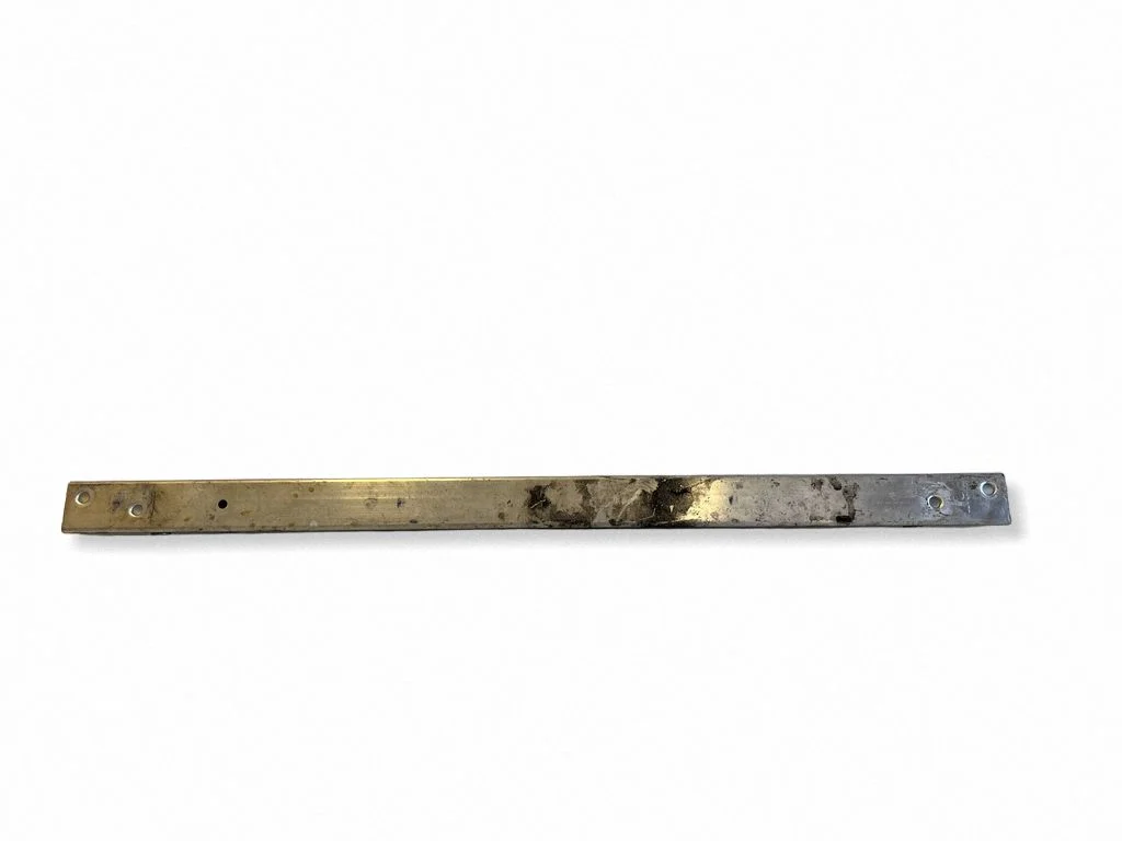 Radiator support slam panel bracket 4M0802507D