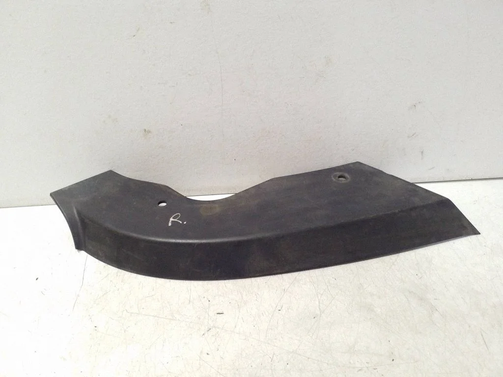 Under headlight/headlamp trim 7H0805583