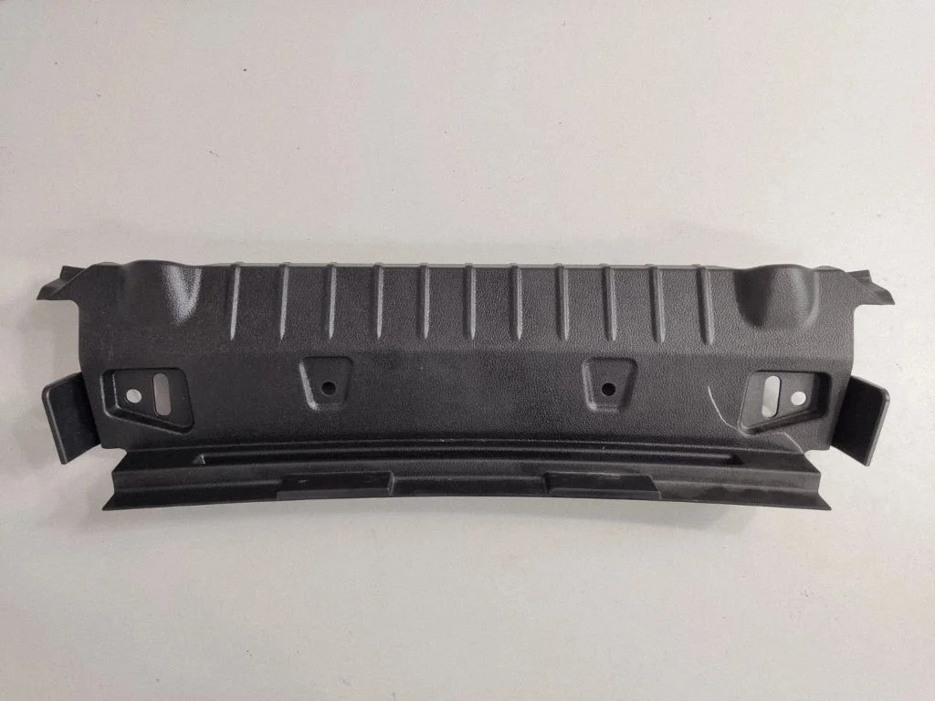 Sāna apdare (aizmugurējā) – BMW 4. sērija F32 F33 (2013-2020)