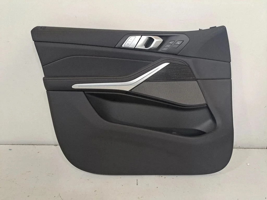 Eesmiste uste sisevooder 8089129 – BMW X7 G07 (2018-)