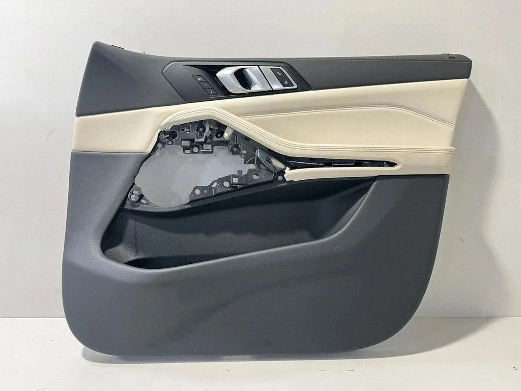 Eesmiste uste sisevooder 5A62153 – BMW X7 G07 (2018-)