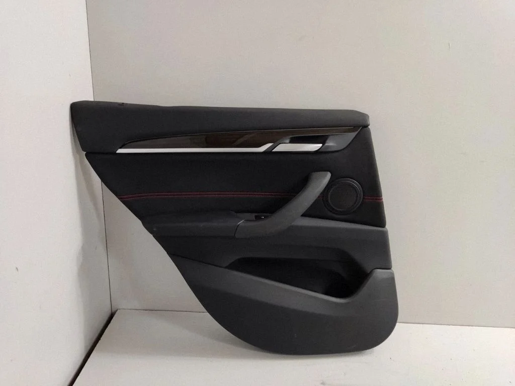 Tagumiste uste sisevooder 7438107 – BMW X1 F48 F49 (2015-2022)