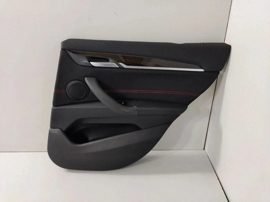 Tagumiste uste sisevooder 7438108 – BMW X1 F48 F49 (2015-2022)