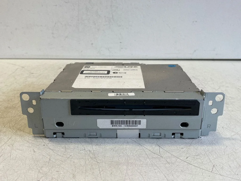 Radio/CD/DVD atskaņotājs/navigācija 9262330