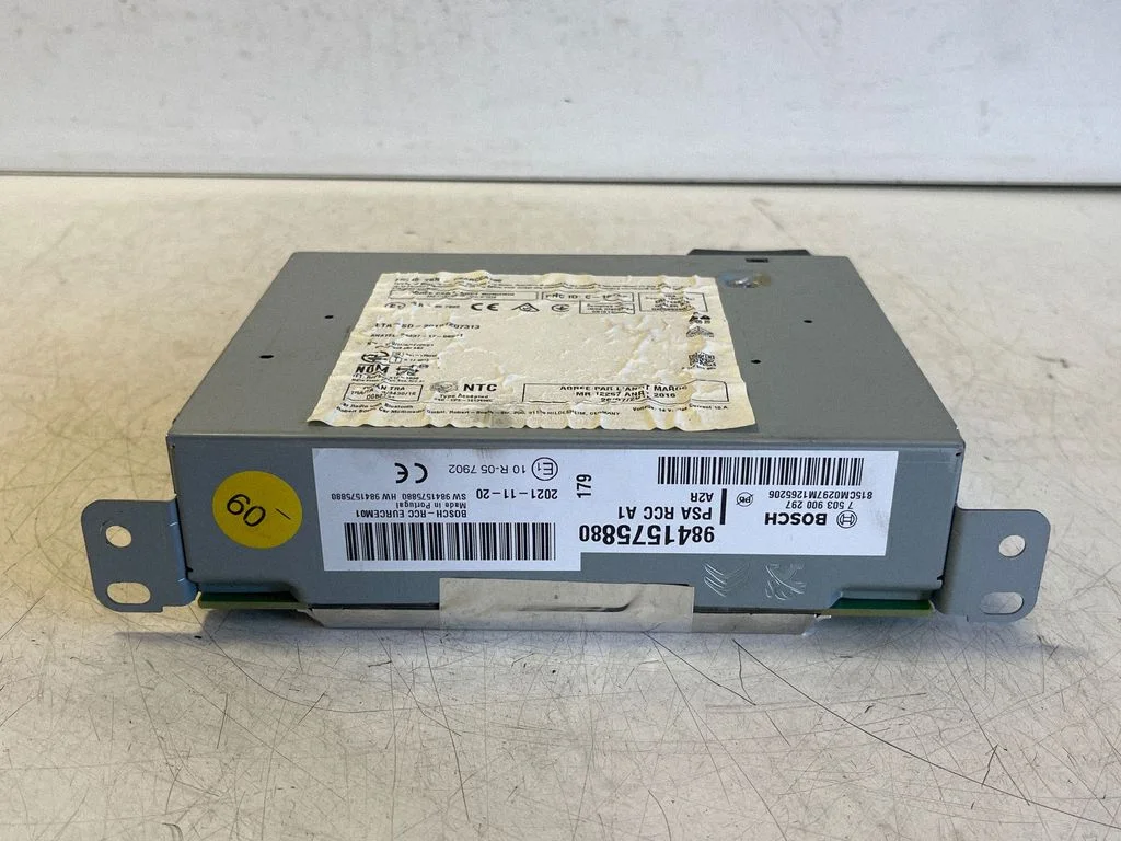 Radio/CD/DVD/GPS head unit 9841575880 – Opel Vivaro (2019-)