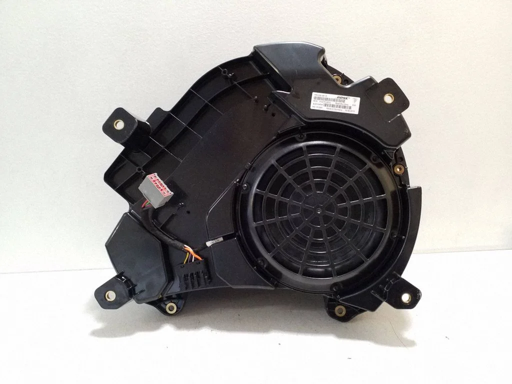 Subwoofer speaker – Porsche Cayenne (92A) (2010-2017)