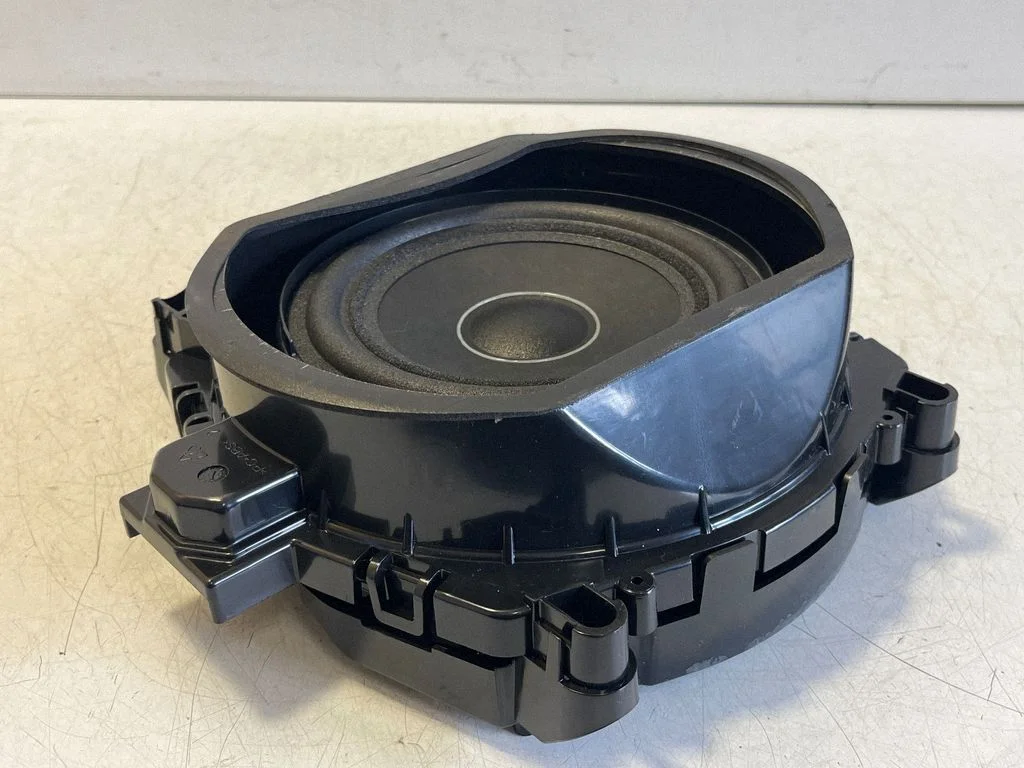 Subwoofer – BMW X3 F25 (2010-2017)