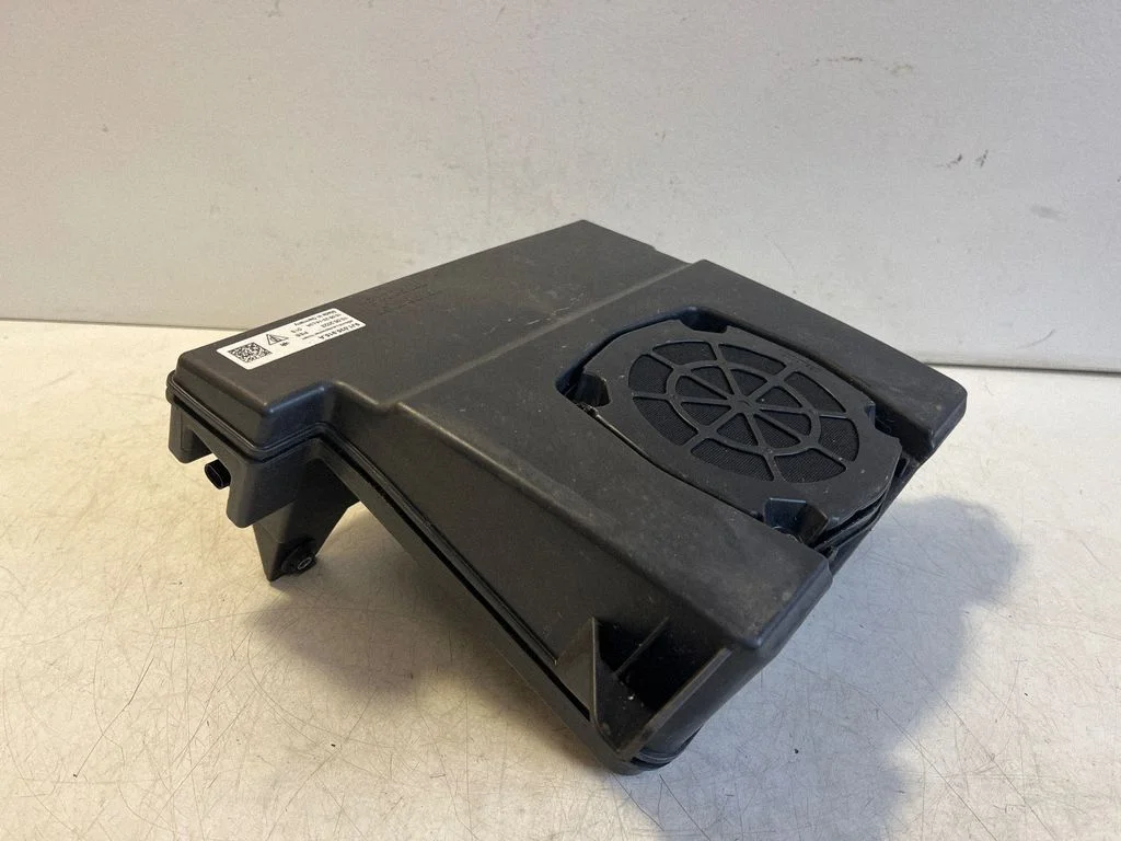 Subwoofer speaker 9J1035915A
