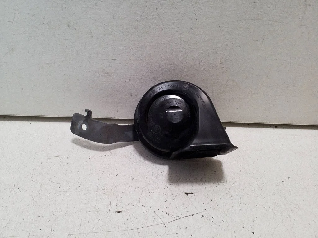 Horn signal A2535422100