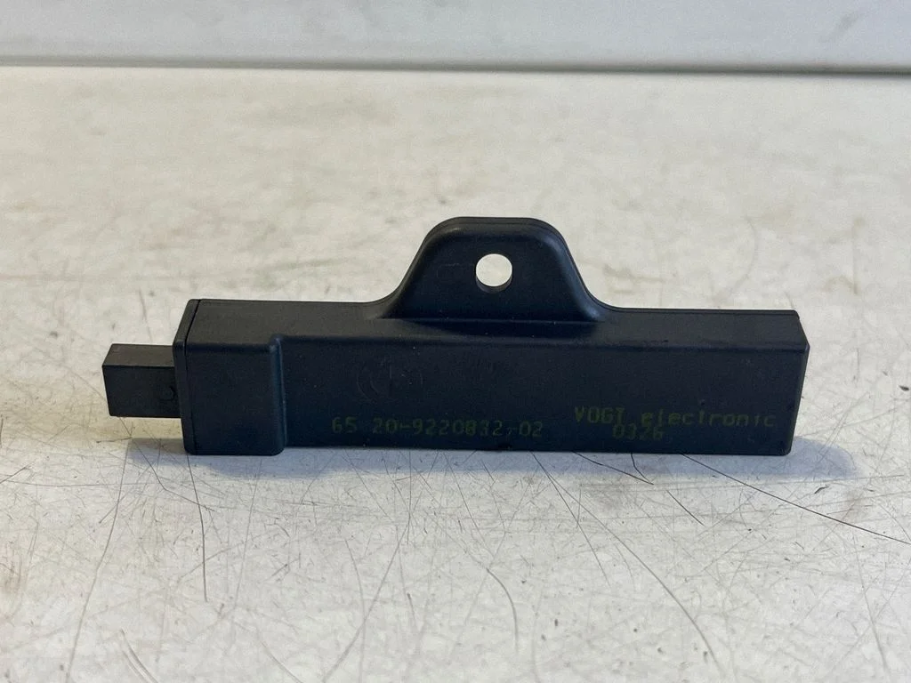 Salongi mugavusantenn – BMW X3 F25 (2010-2017)