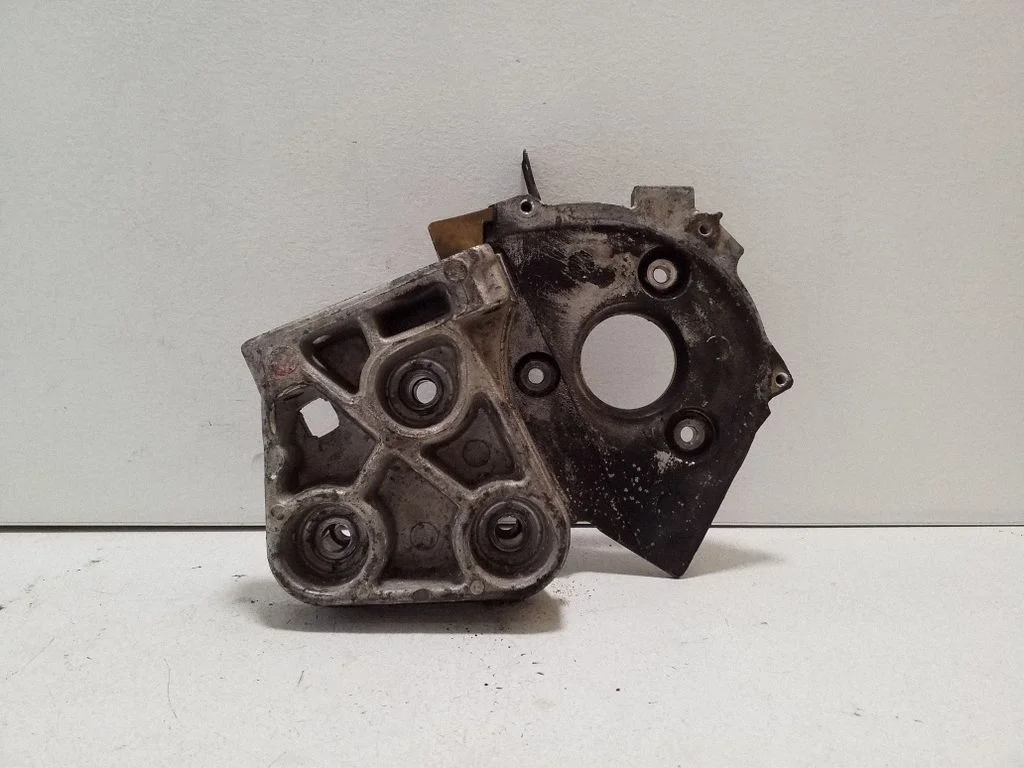 Fuel pump bracket 8200240204