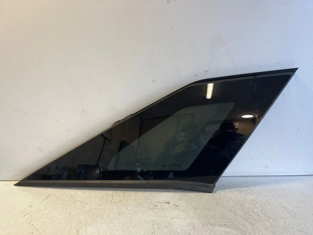 Rear side window – Peugeot 3008 II (2016-2023)