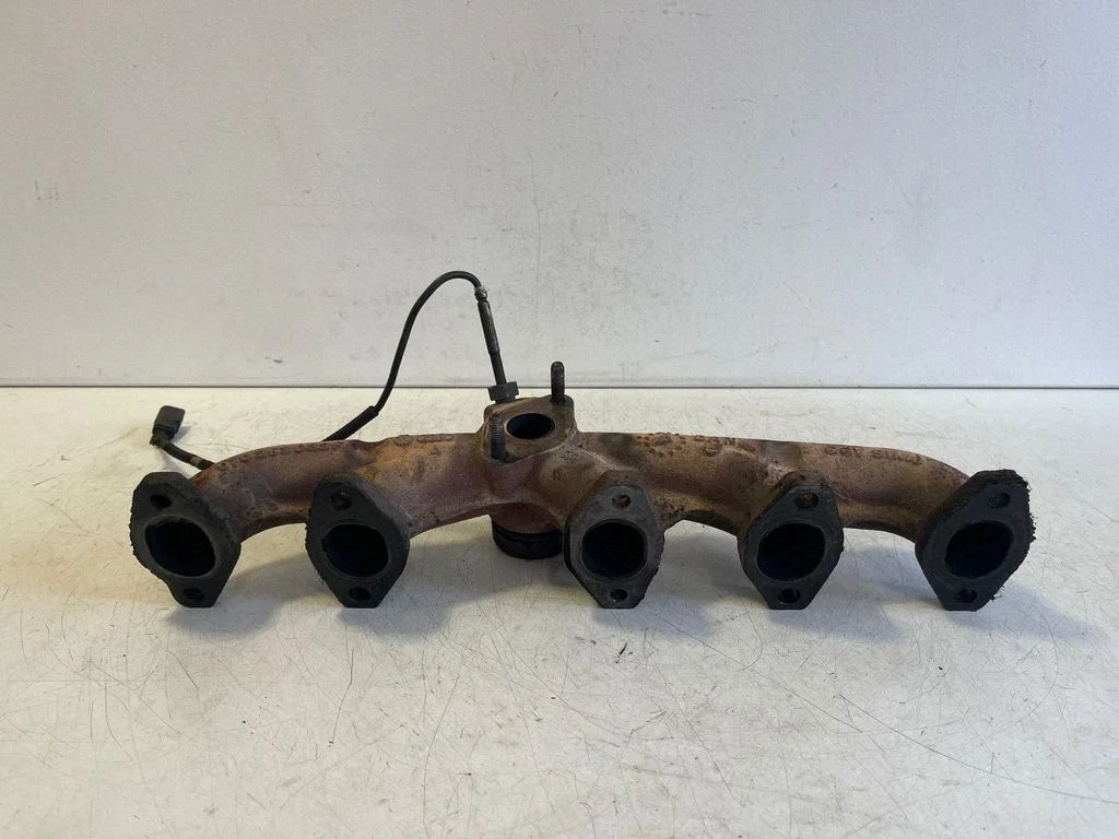Exhaust manifold – Volkswagen Transporter - Caravelle T5 (2003-2015)