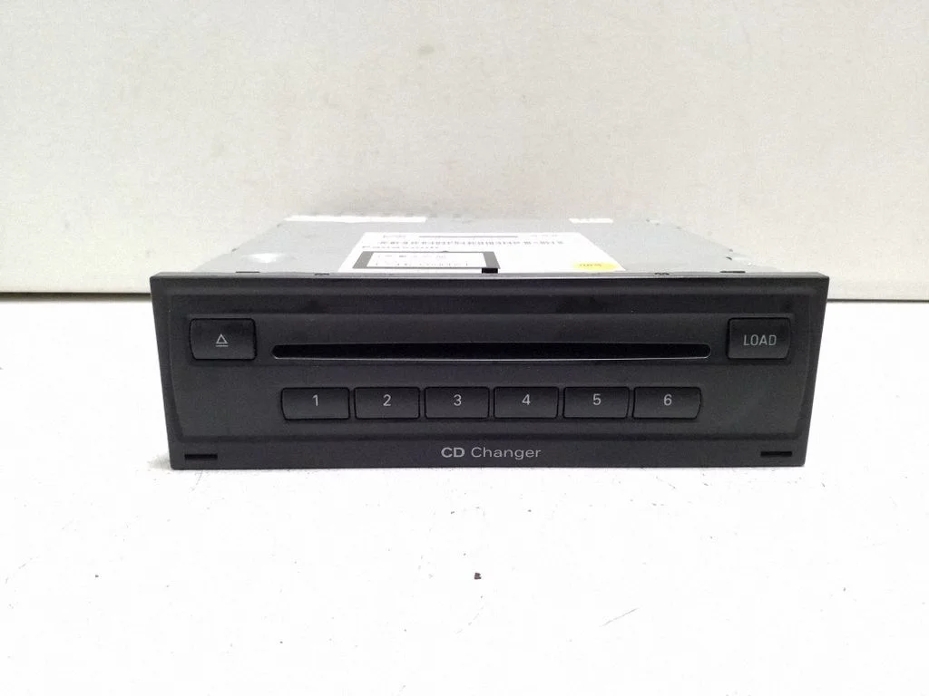 CD/DVD changer 8X0035110C