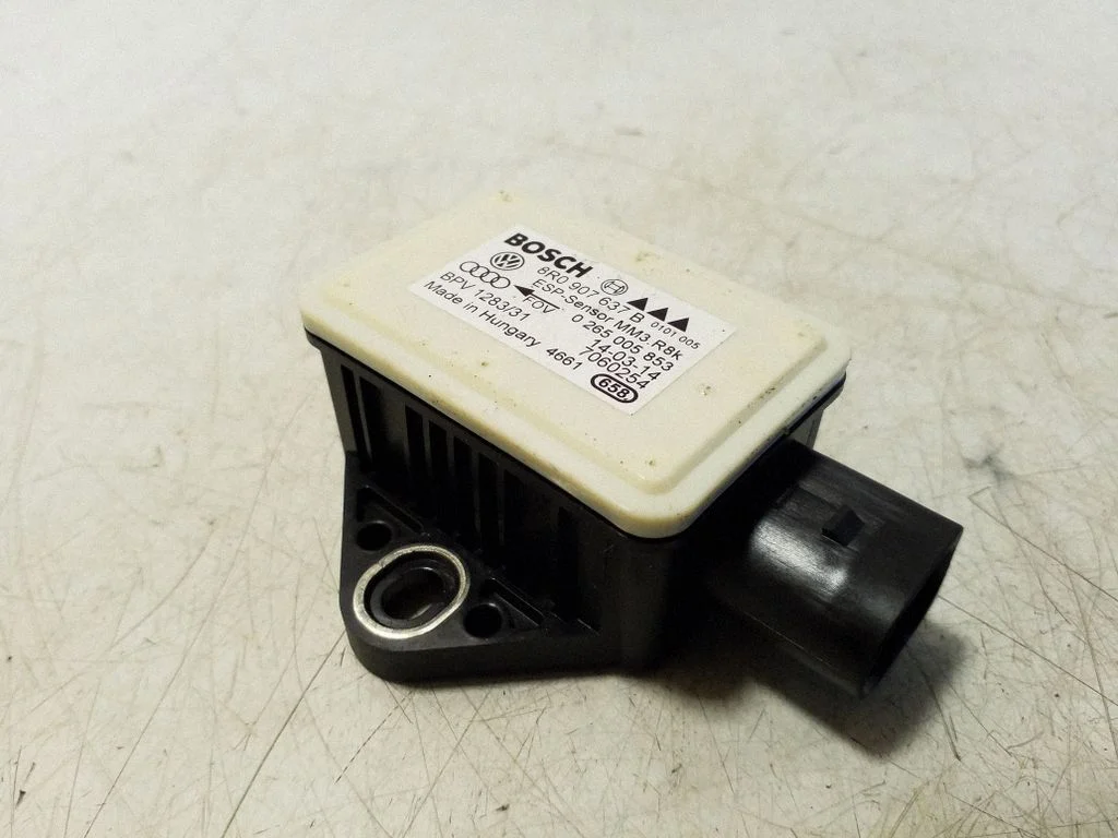 ESP acceleration yaw rate sensor 8R0907637B