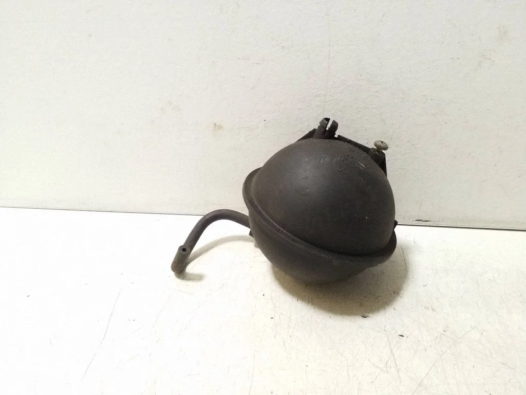 Vacuum air tank 054129808
