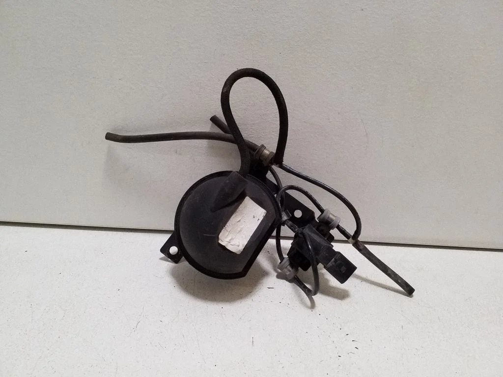 Vacuum air tank 7M0129808