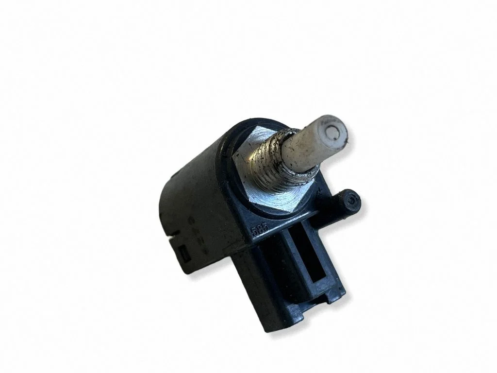 Clutch pedal sensor