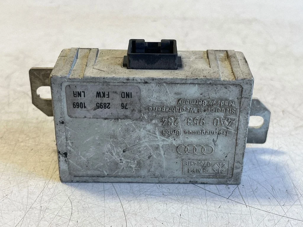 Sterownik immobilizera 4A0953234 – Audi A6 S6 C4 4A (1994-1997)