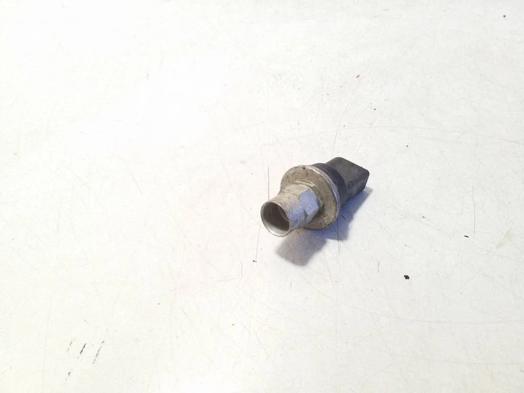 Air conditioning (A/C) pressure sensor 1K0958126A