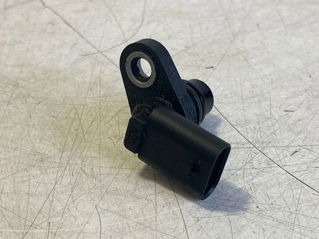 Camshaft position sensor A2549050502
