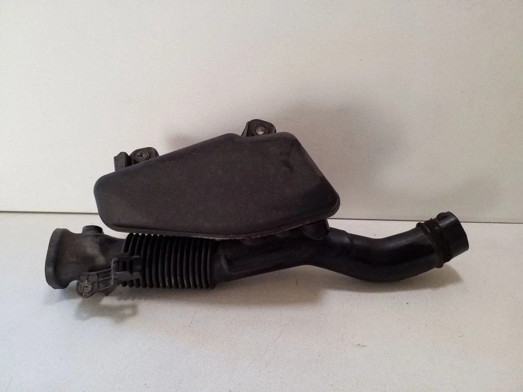Sisselaske resonaator 1789337040