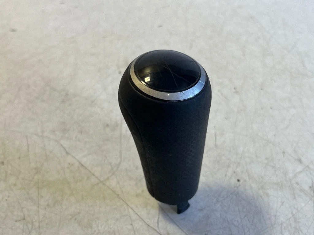 Gear lever shifter trim leather/knob