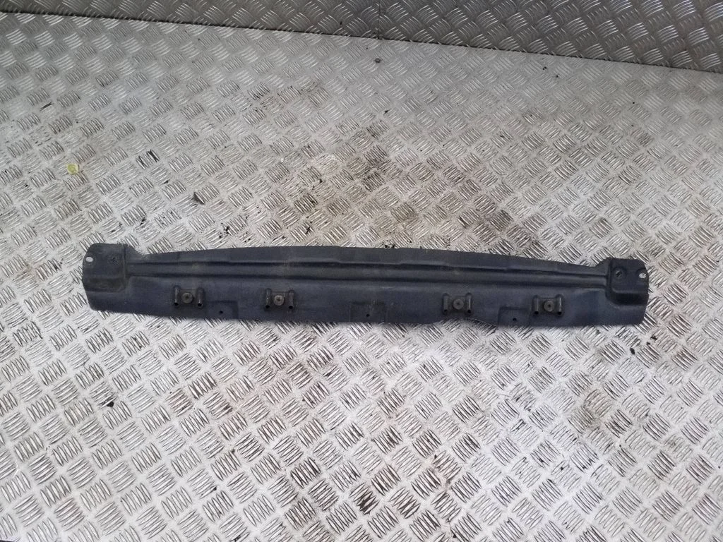 Bottom radiator support slam panel – Volkswagen Touareg I (2002-2010)