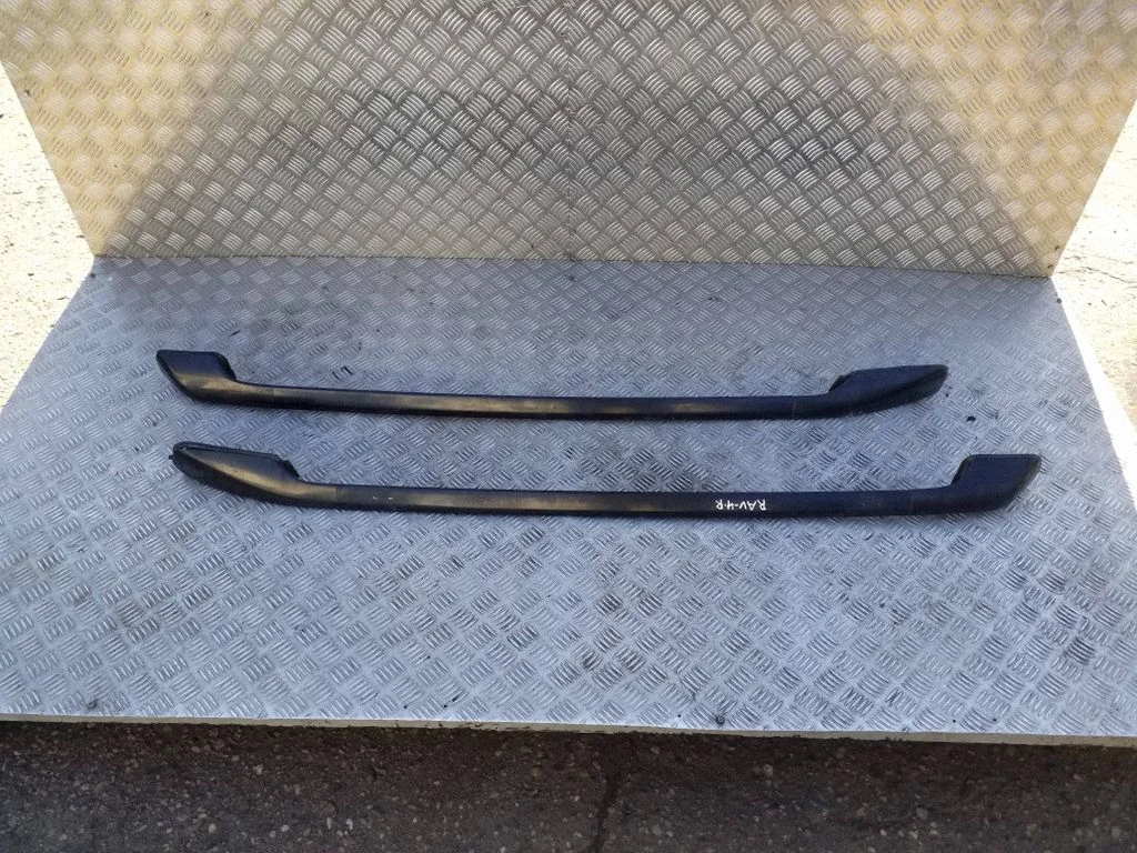 Roof bar rail