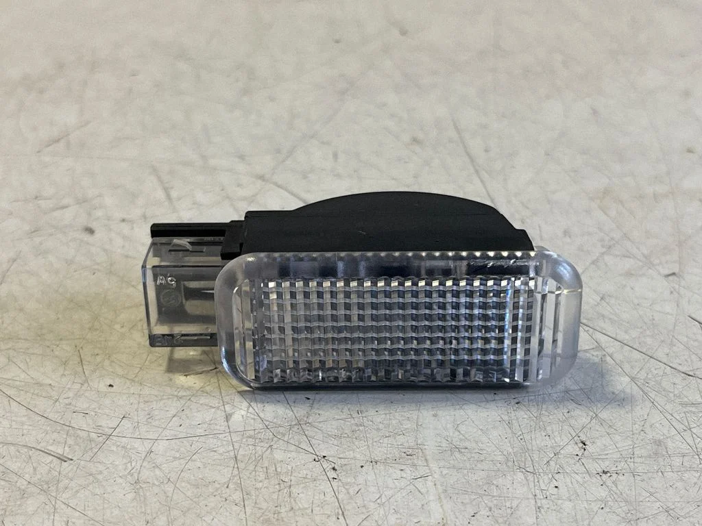 Muu salongituli 3B0947415B – Skoda Fabia Mk4 (6VA) (2021-)